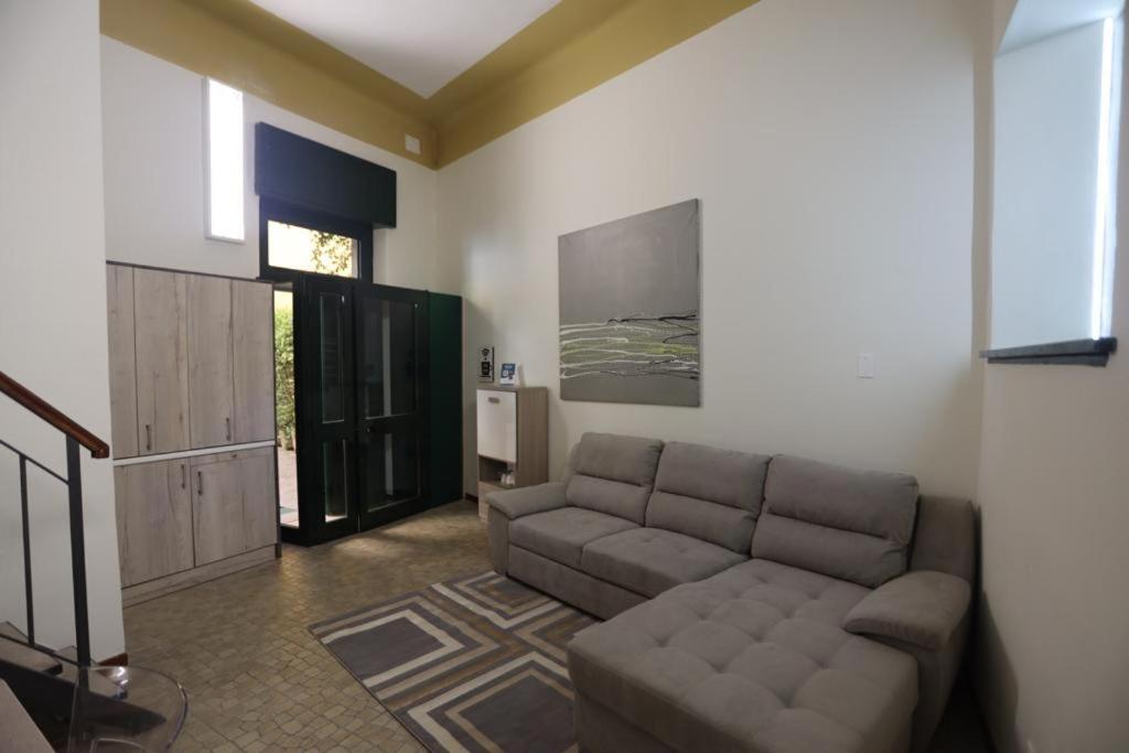 Imhome - Cadorna House มิลาน ภายนอก รูปภาพ