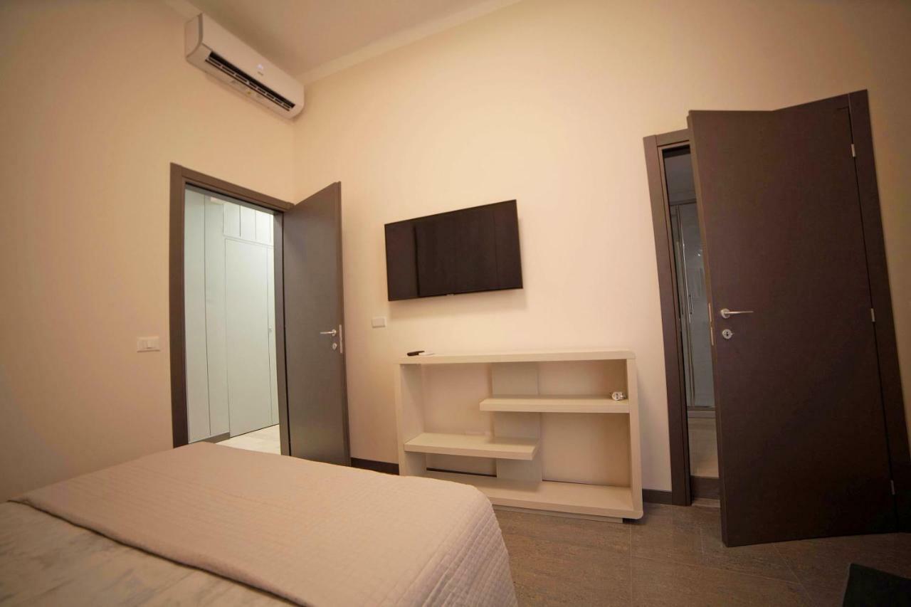 Imhome - Cadorna House มิลาน ภายนอก รูปภาพ